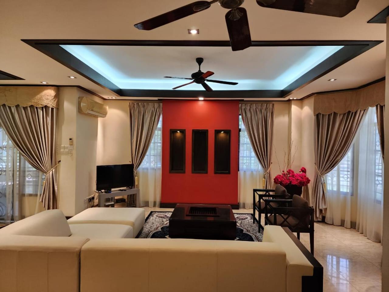 Vila Mawar Singgah